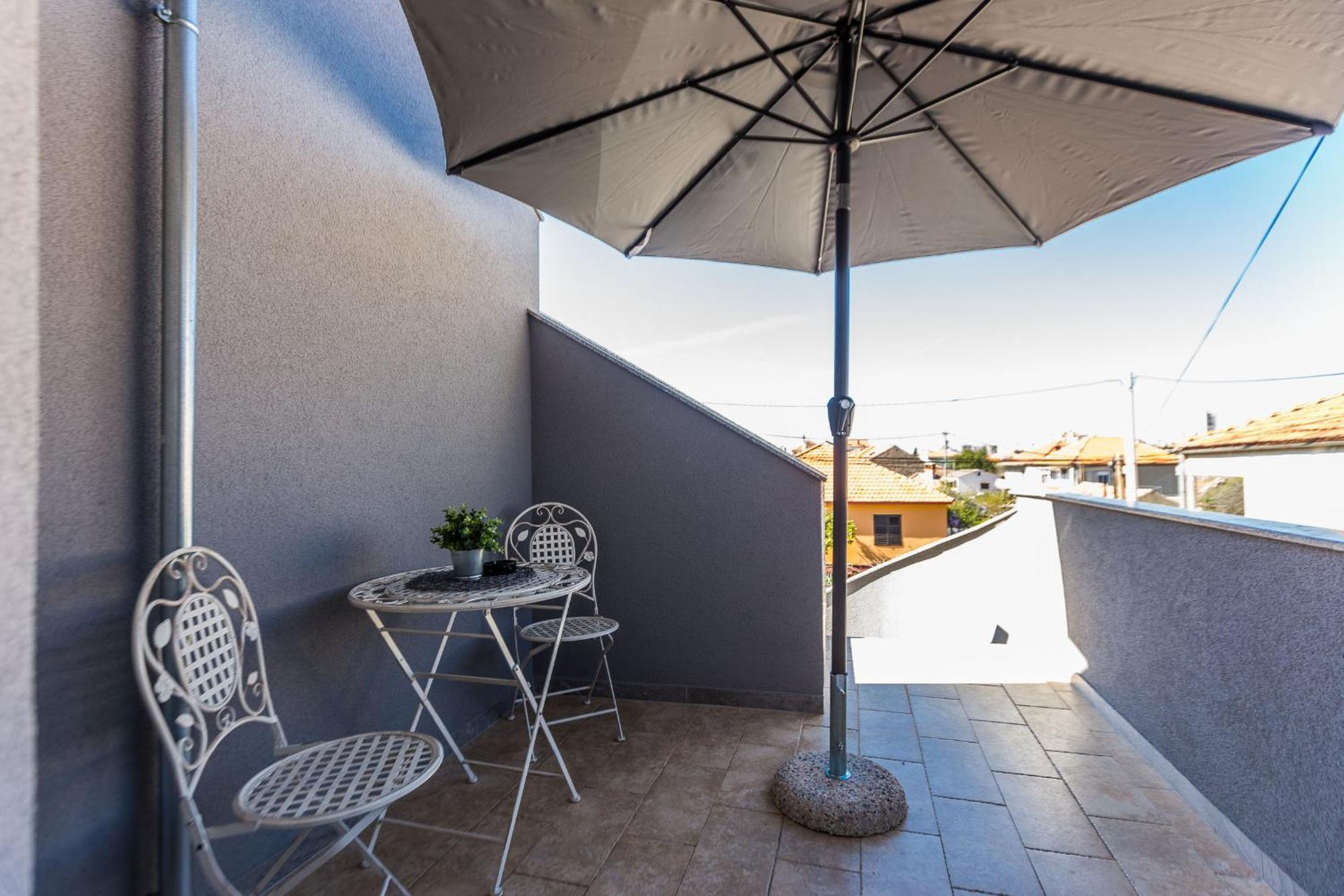 Apartments Mazijini Dvori Zadar Eksteriør bilde